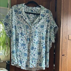 Lucky Brand Blue and White Floral Button Down Shirt